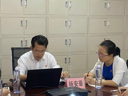 （2019-12-25）三亚市司法局副局长杨安豪莅临建亚所党支部 宣讲十九届四中全会精神